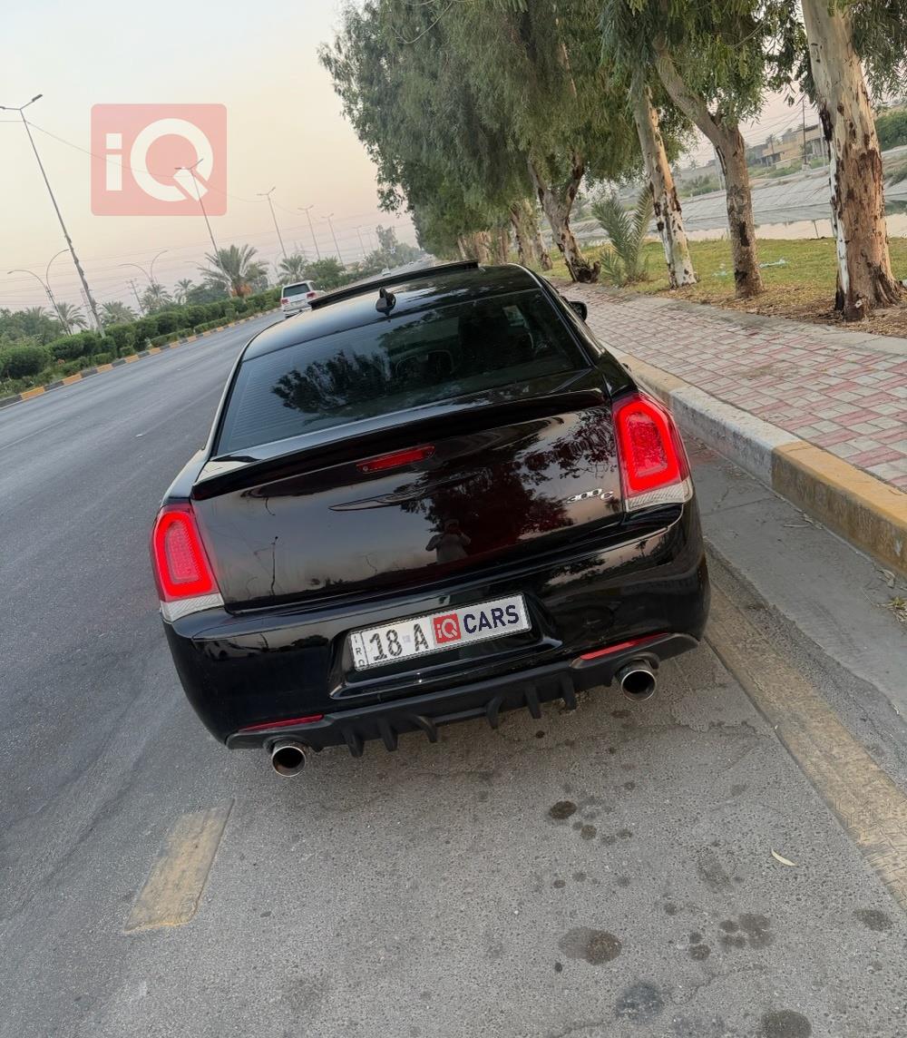 كرايسلر 300
